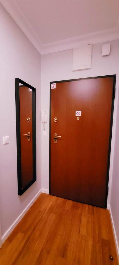 Homecomfort Atlantic Room Warschau Exterior foto